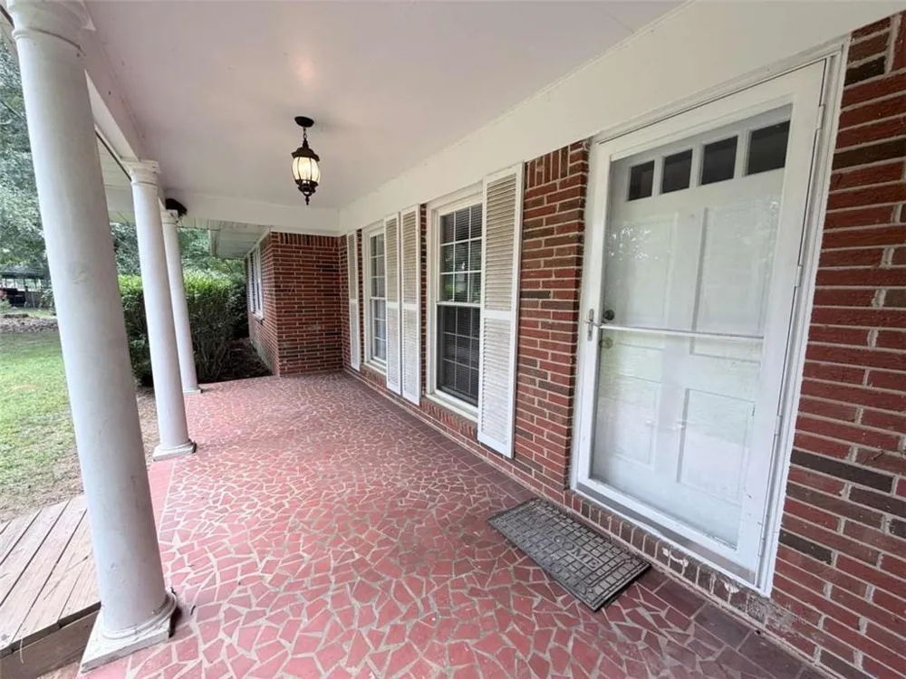 1571 Ebenezer Road Conyers, GA 30094