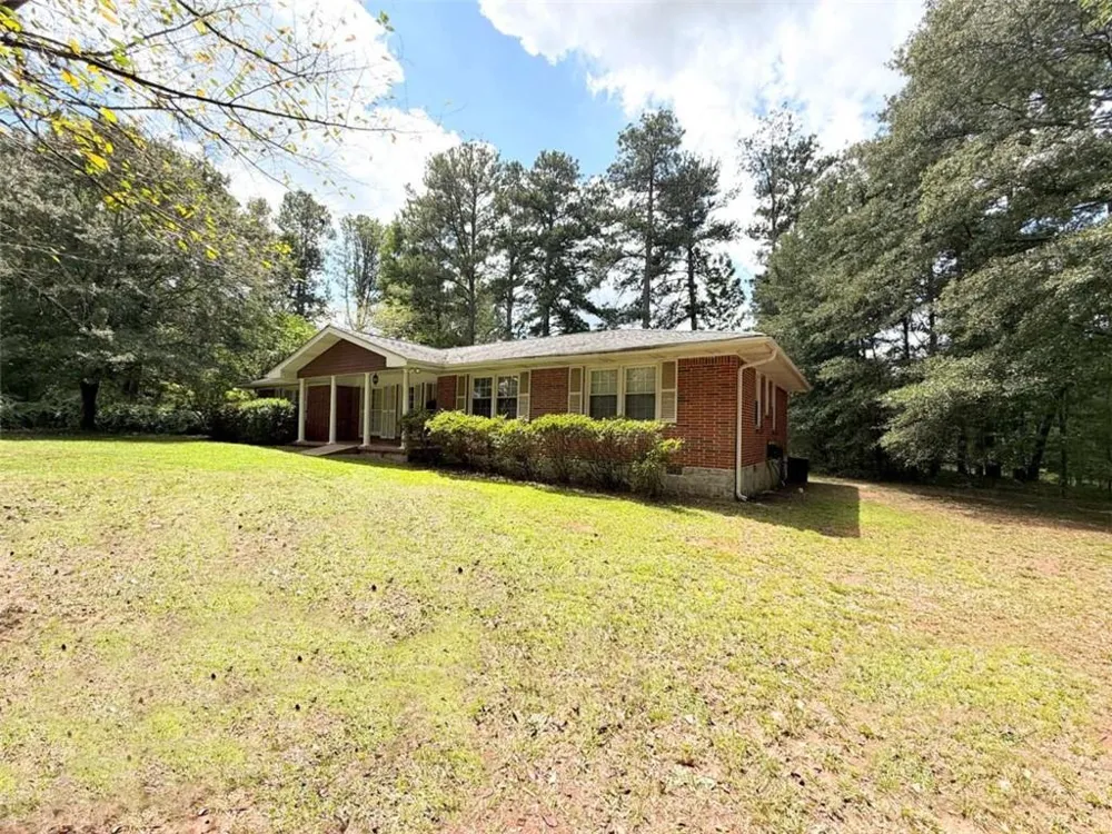 1571 Ebenezer Road Conyers, GA 30094