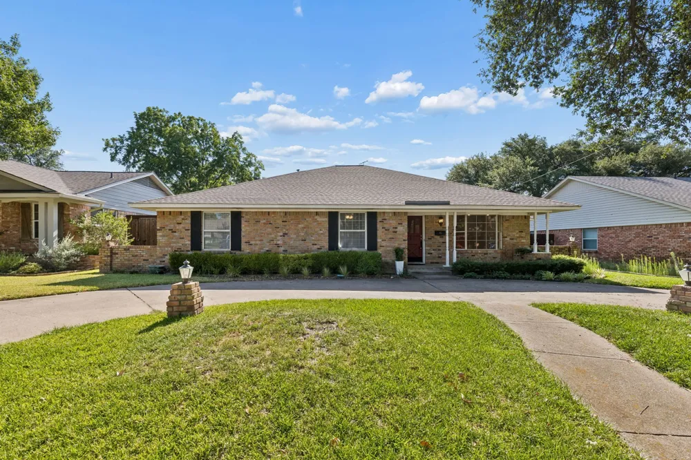 10146 Coveridge Drive Dallas, TX 75238