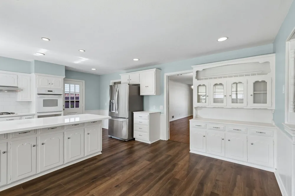 10146 Coveridge Drive Dallas, TX 75238