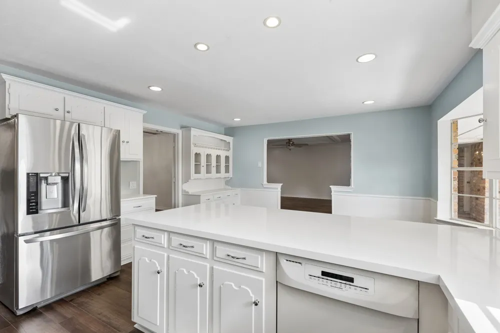 10146 Coveridge Drive Dallas, TX 75238