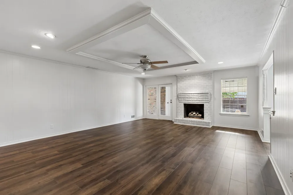 10146 Coveridge Drive Dallas, TX 75238