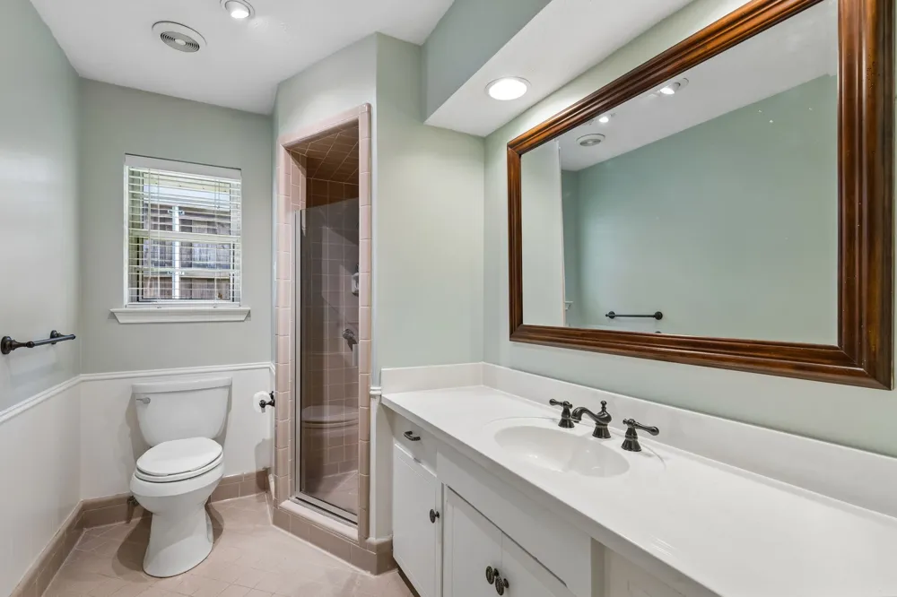 10146 Coveridge Drive Dallas, TX 75238
