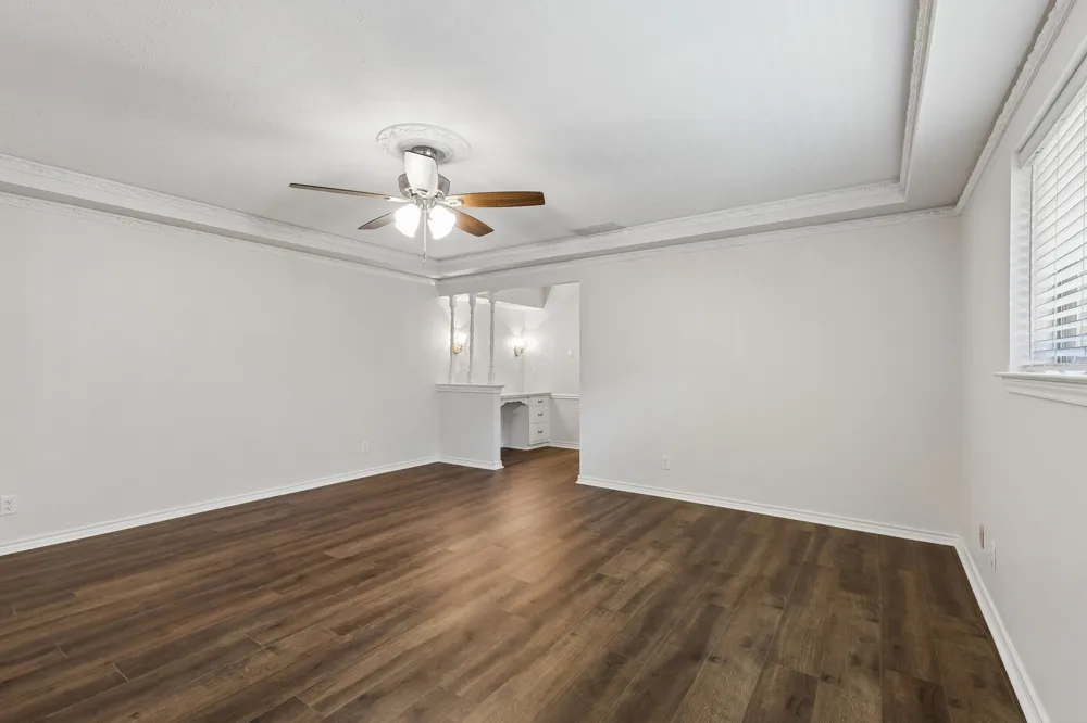 10146 Coveridge Drive Dallas, TX 75238