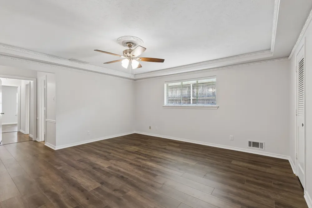 10146 Coveridge Drive Dallas, TX 75238
