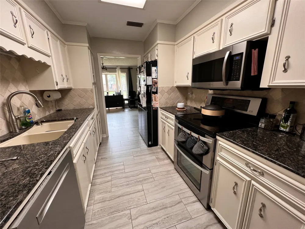 7642 Chesapeake Drive Shreveport, LA 71105