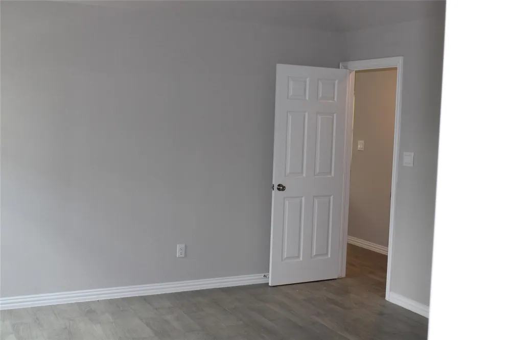 1009 E Cannon Street Fort Worth, TX 76104