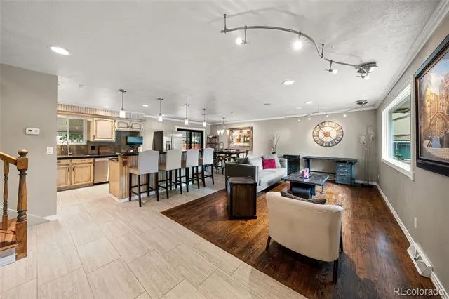 341 S Krameria Street Denver, CO 80224