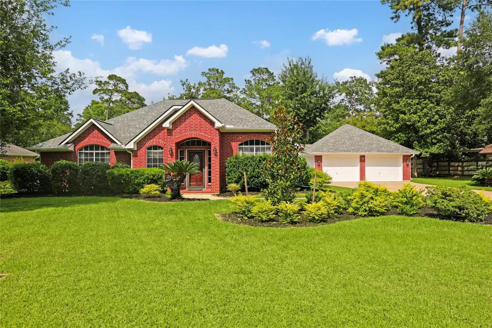 507 Stephen F Austin Drive Conroe, TX 77302