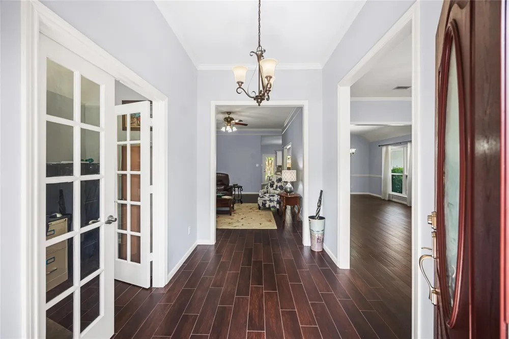 507 Stephen F Austin Drive Conroe, TX 77302