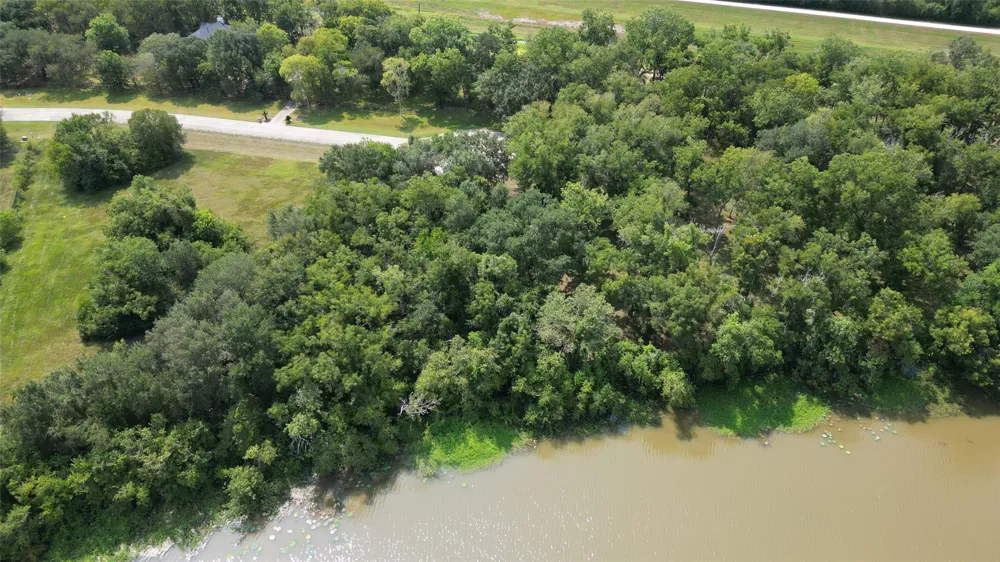 8630 Thornberry Hollow Court Missouri City, TX 77459