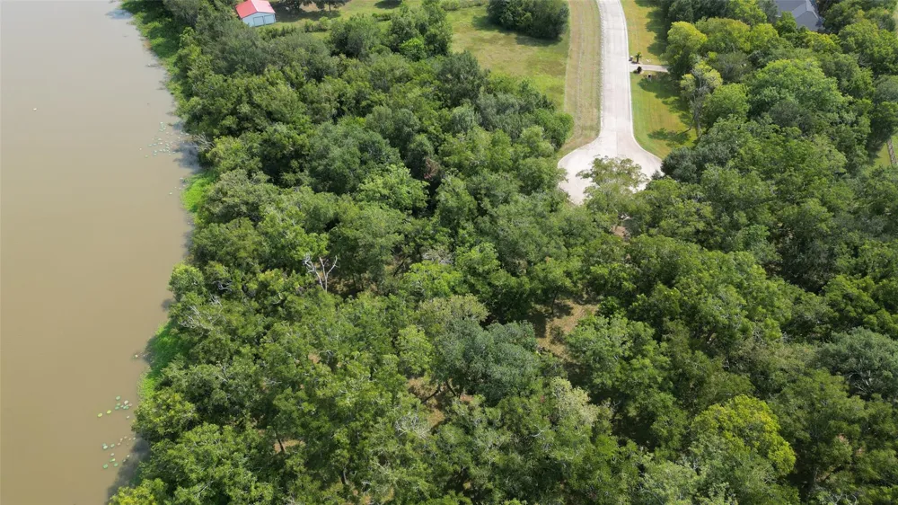8630 Thornberry Hollow Court Missouri City, TX 77459