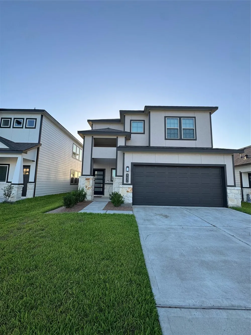 6630 Escondido Drive Rosharon, TX 77583