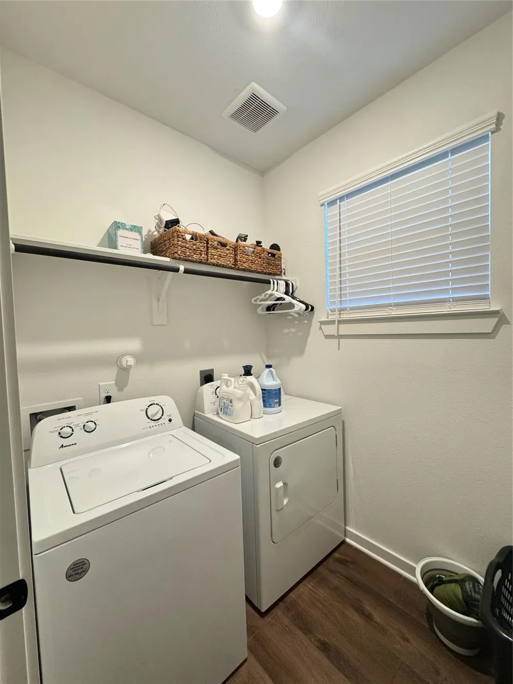 6630 Escondido Drive Rosharon, TX 77583