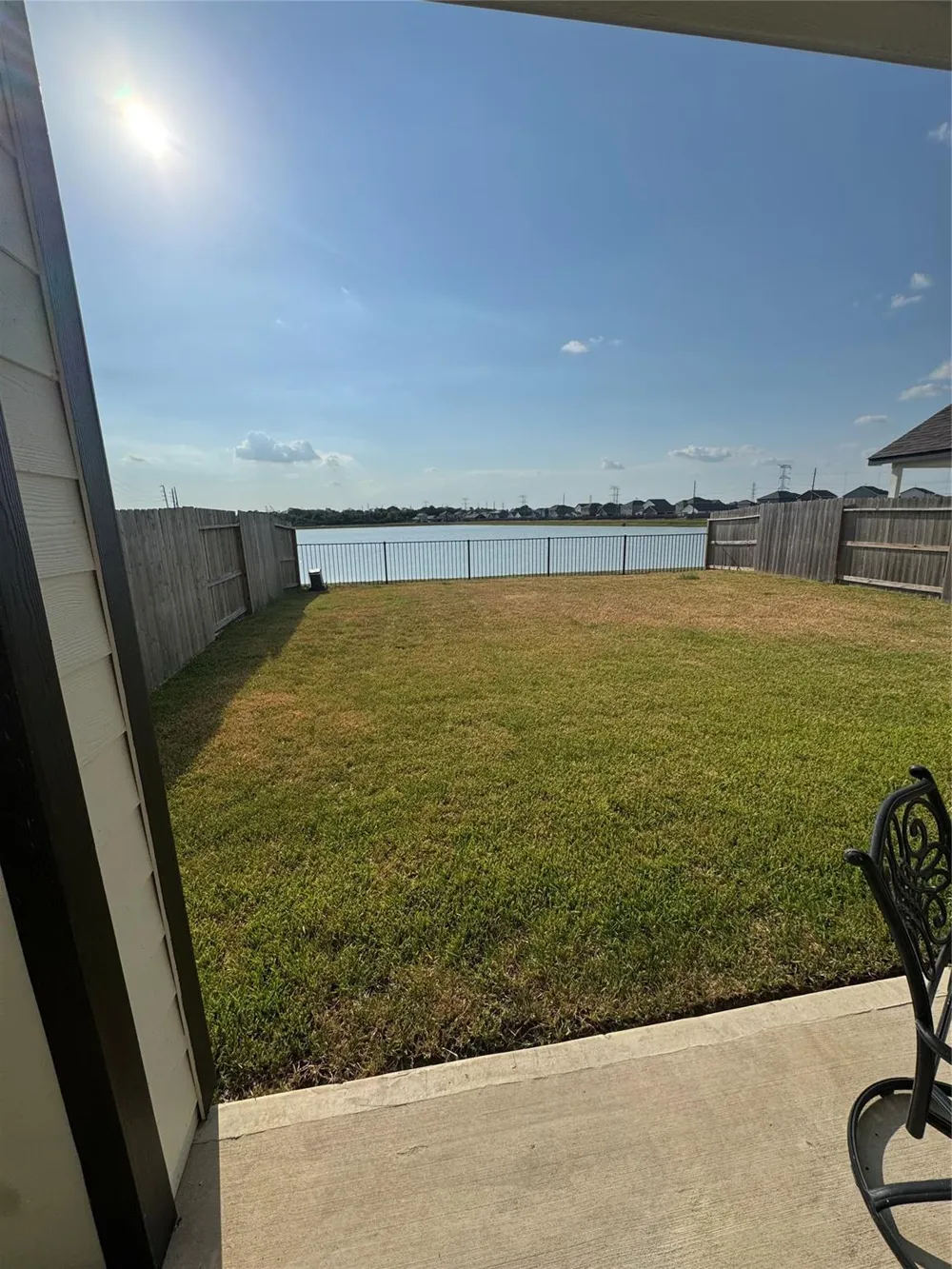 6630 Escondido Drive Rosharon, TX 77583