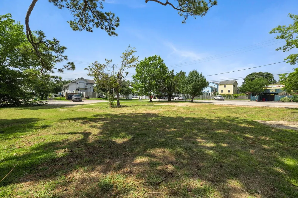 715 Clear Lake Road Clear Lake Shores, TX 77565