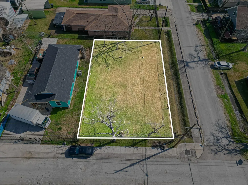 7902 Pointer Street Houston, TX 77016