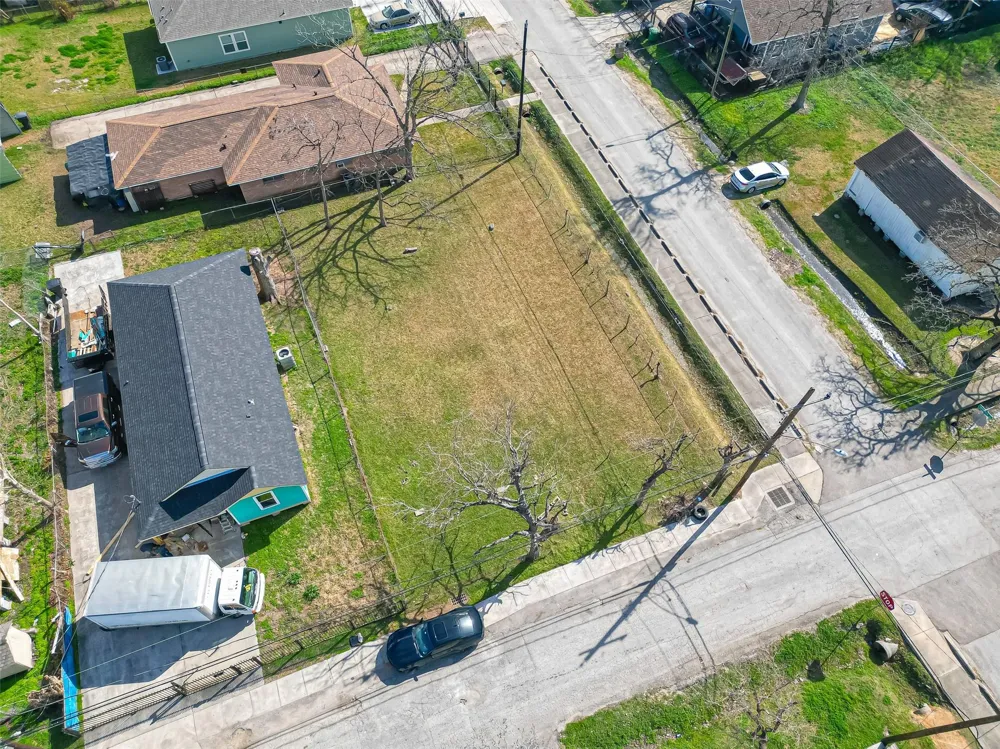 7902 Pointer Street Houston, TX 77016