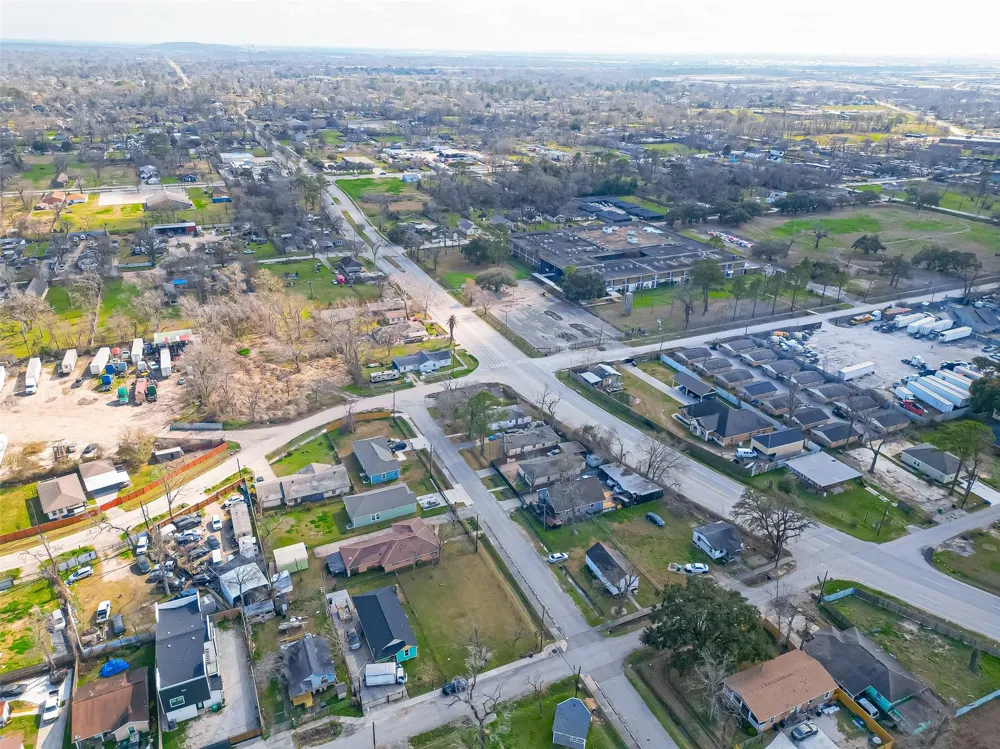 7902 Pointer Street Houston, TX 77016
