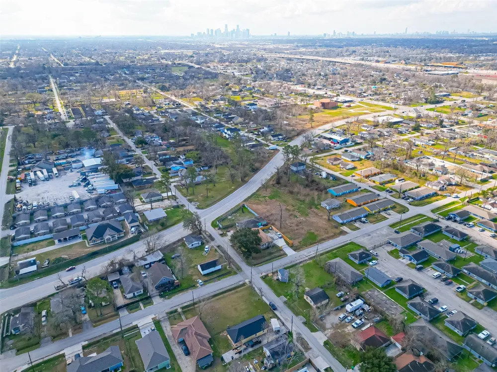 7902 Pointer Street Houston, TX 77016