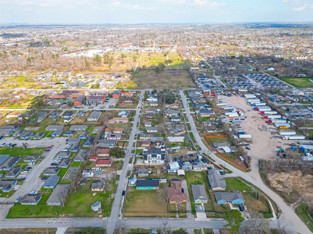 7902 Pointer Street Houston, TX 77016