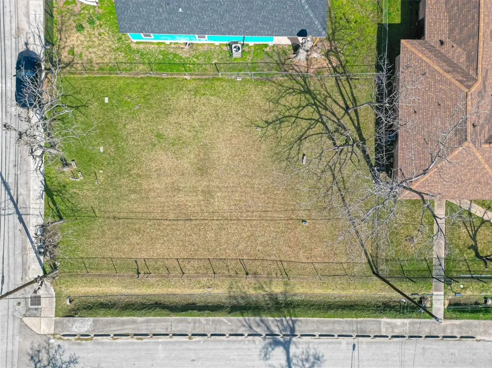 7902 Pointer Street Houston, TX 77016