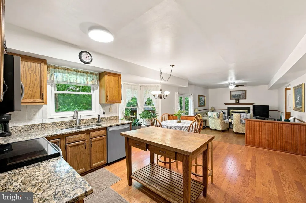 8065 TUCKERS TRL Owings, MD 20736
