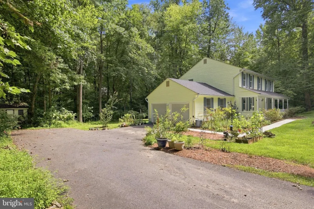 8065 TUCKERS TRL Owings, MD 20736