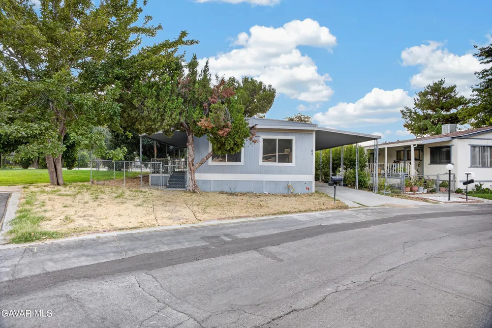 43850 E 20th Street #83 Lancaster, CA 93535