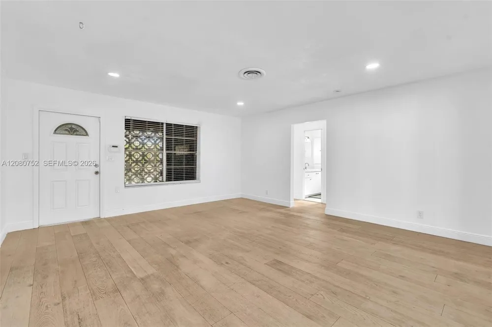 4810 Johnson St Hollywood, FL 33021