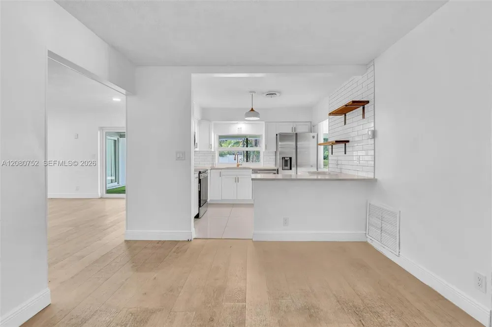 4810 Johnson St Hollywood, FL 33021