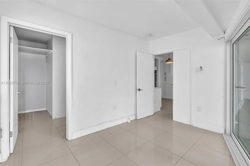 4810 Johnson St Hollywood, FL 33021