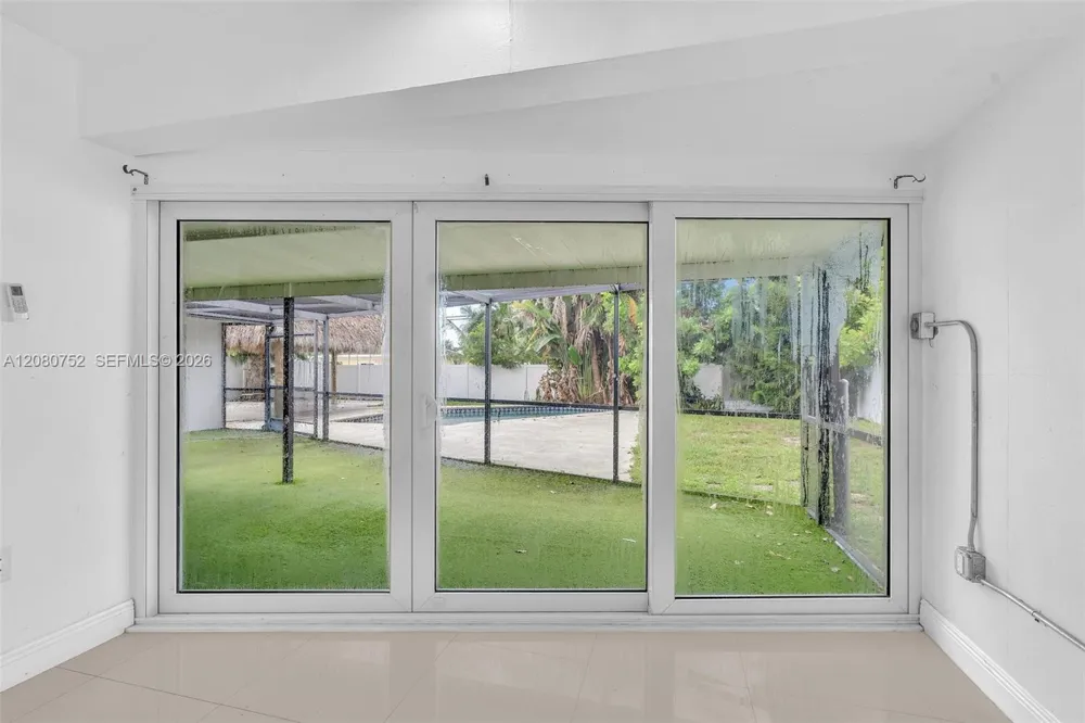 4810 Johnson St Hollywood, FL 33021