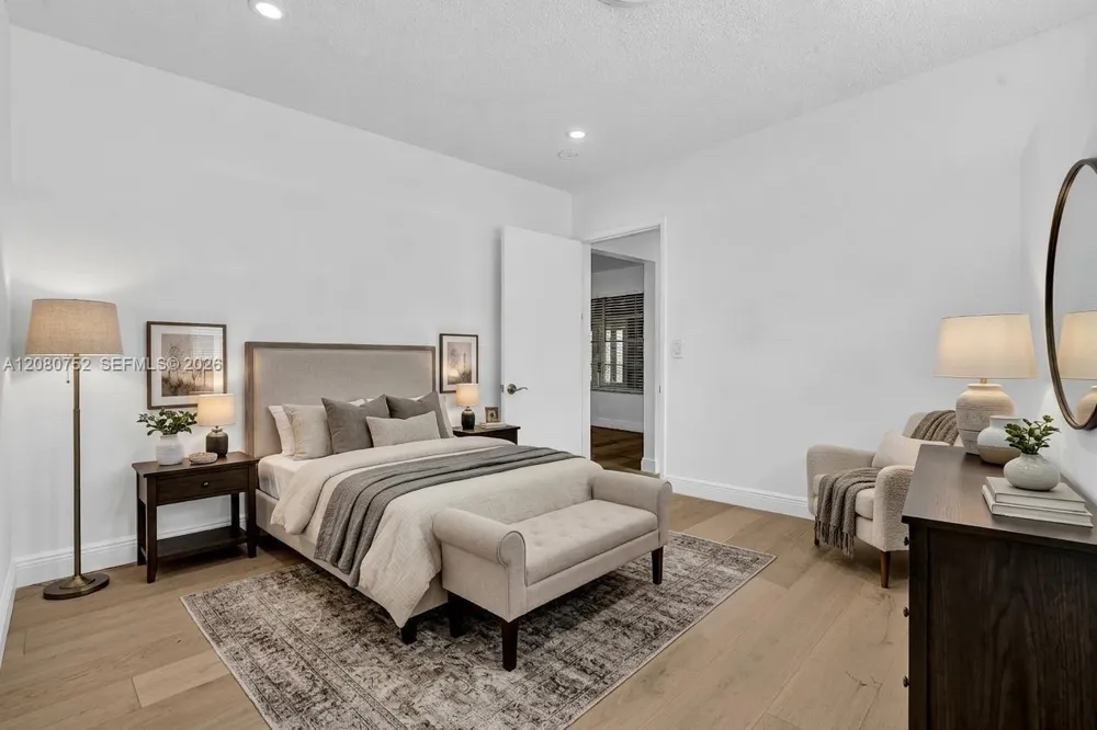4810 Johnson St Hollywood, FL 33021