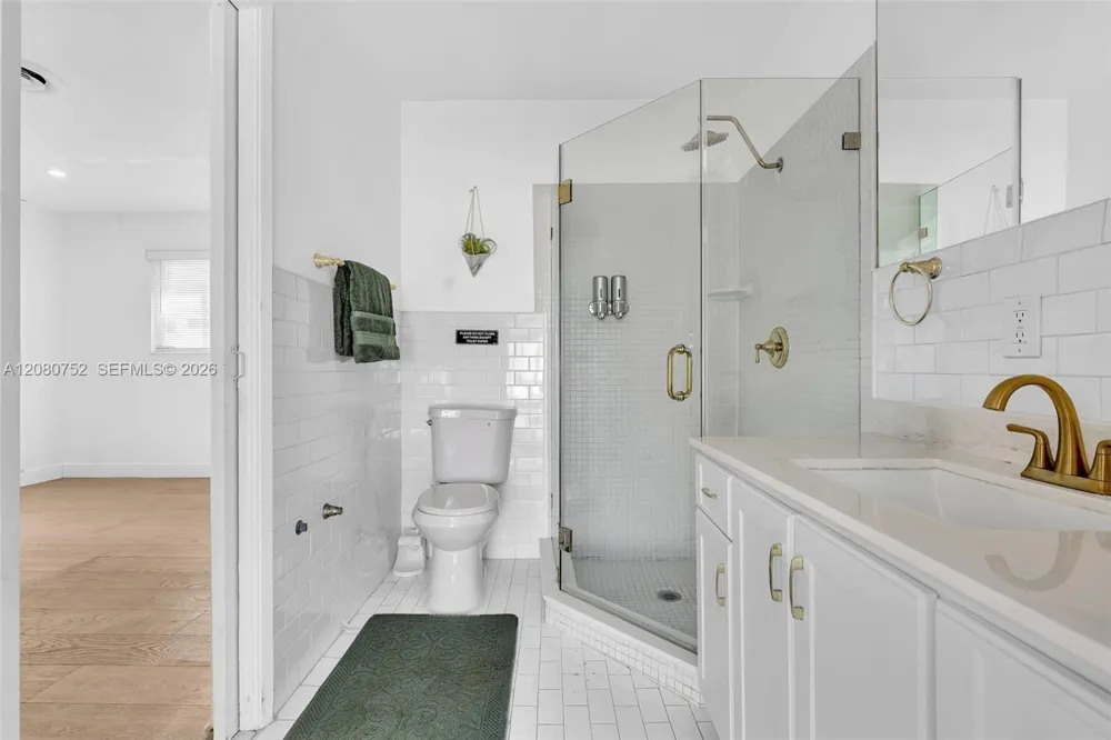 4810 Johnson St Hollywood, FL 33021