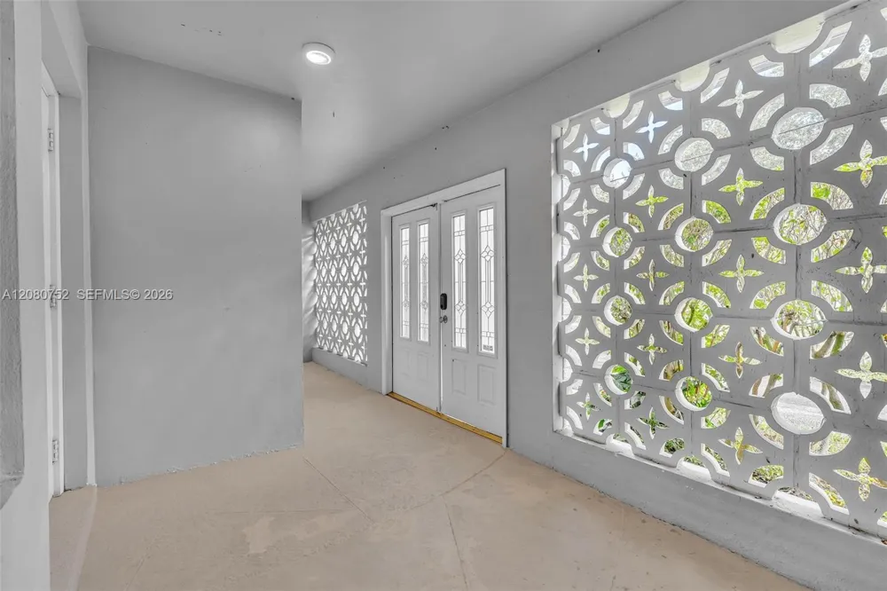 4810 Johnson St Hollywood, FL 33021
