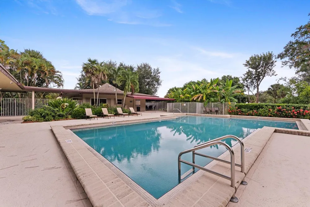 4251 Wood Ride #C Boynton Beach, FL 33436