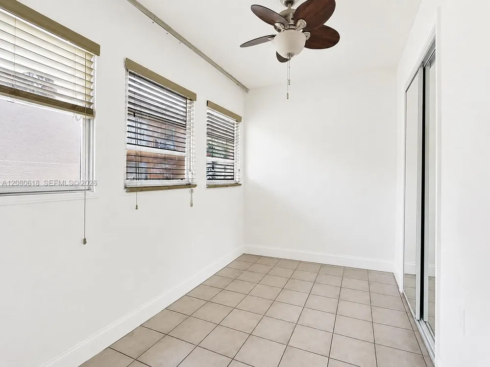 1850 W 56th St #2305 Hialeah, FL 33012
