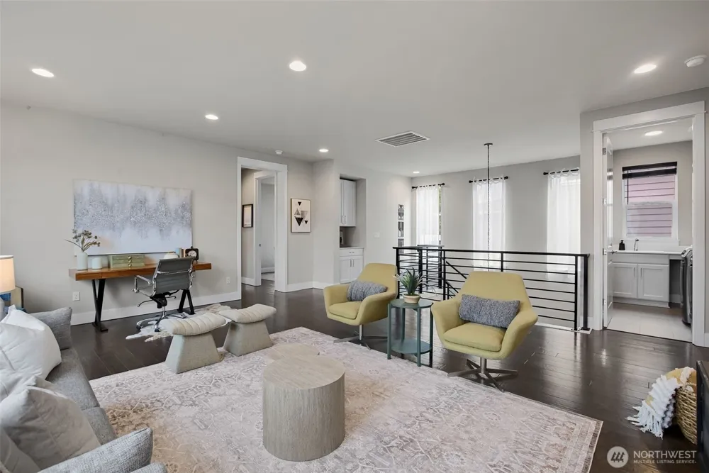 31327 43rd Place SW Federal Way, WA 98023