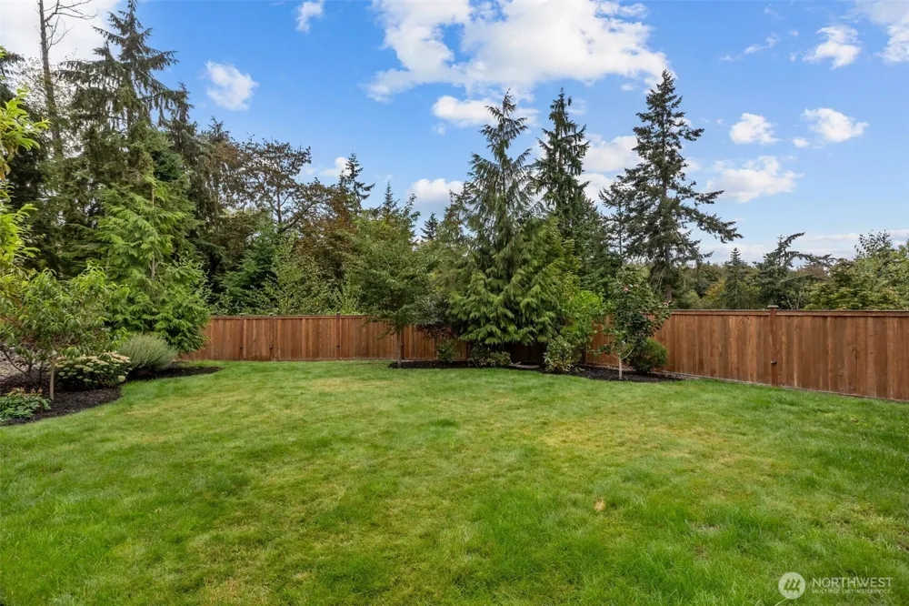 31327 43rd Place SW Federal Way, WA 98023