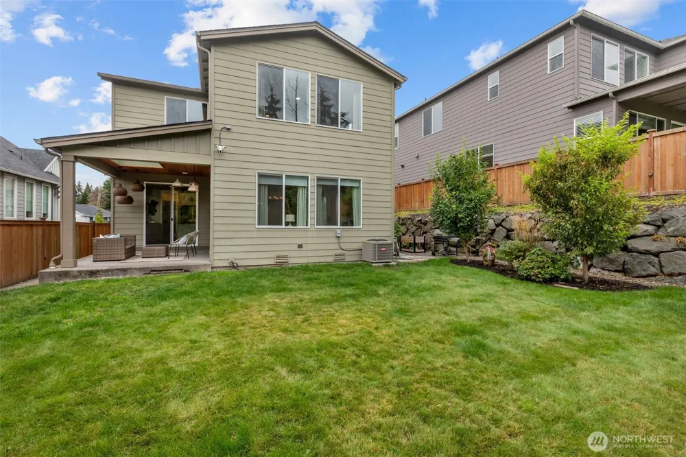 31327 43rd Place SW Federal Way, WA 98023