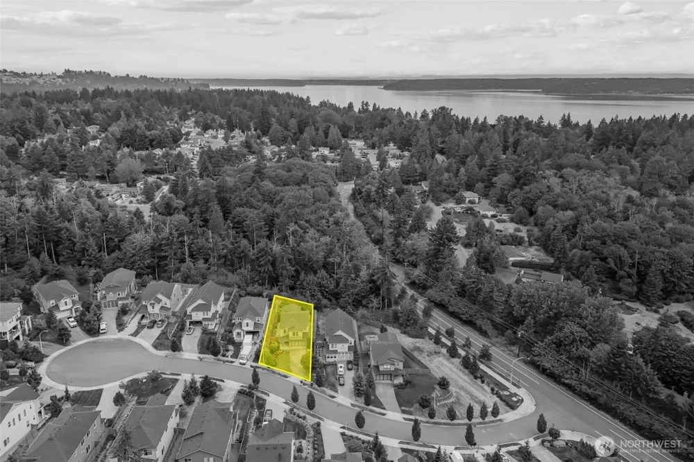 31327 43rd Place SW Federal Way, WA 98023
