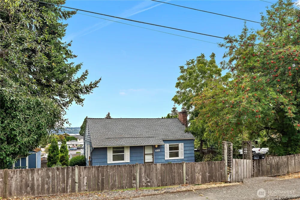 1523 1st Street Kirkland, WA 98033