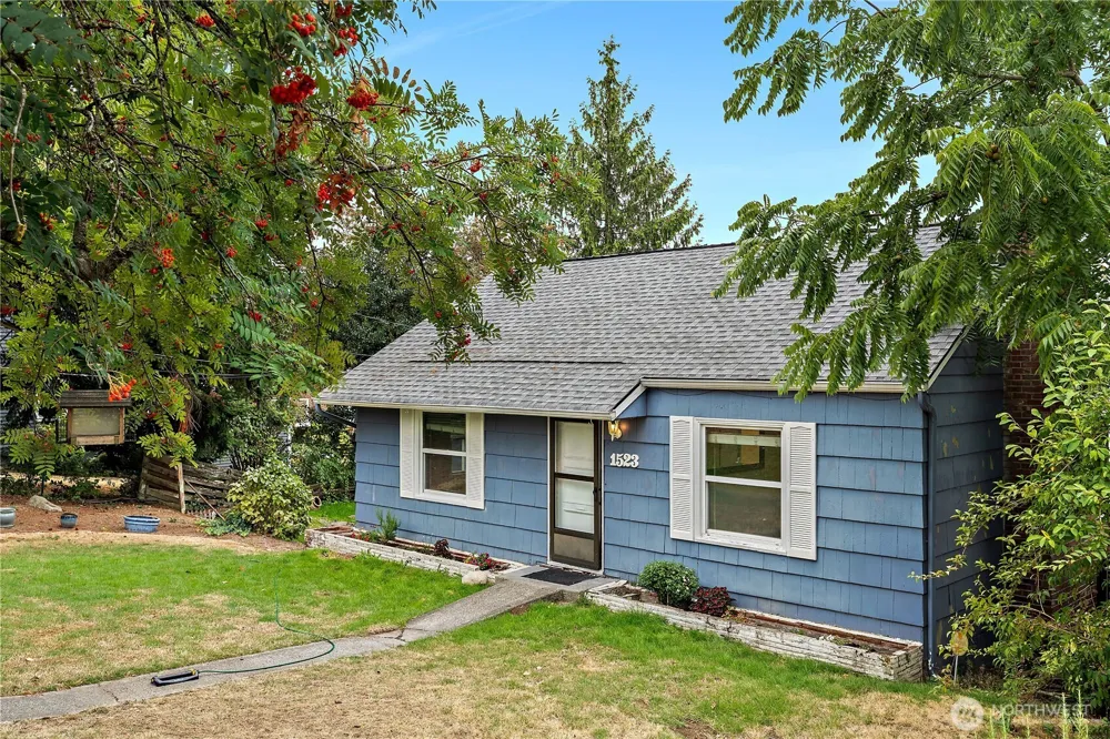 1523 1st Street Kirkland, WA 98033