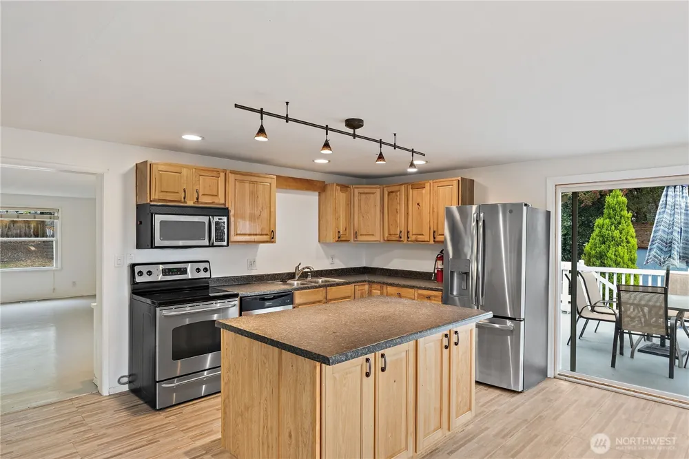 1523 1st Street Kirkland, WA 98033