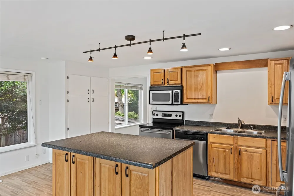 1523 1st Street Kirkland, WA 98033