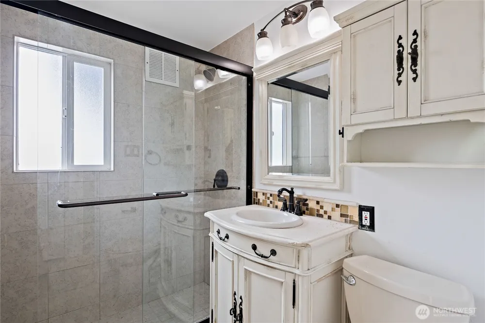 1523 1st Street Kirkland, WA 98033