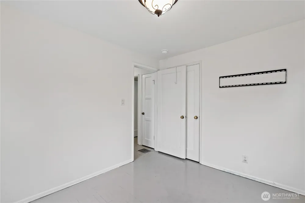 1523 1st Street Kirkland, WA 98033