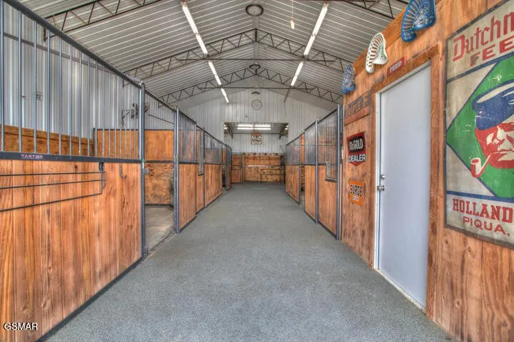 1917 Valley Home Road Dandridge, TN 37725
