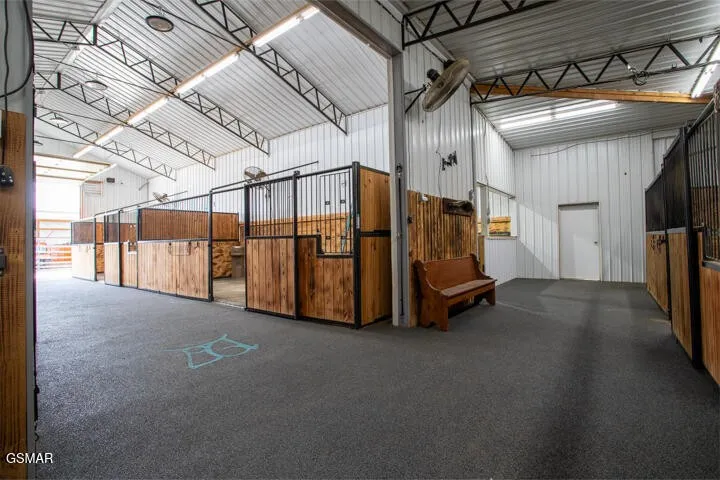 1917 Valley Home Road Dandridge, TN 37725